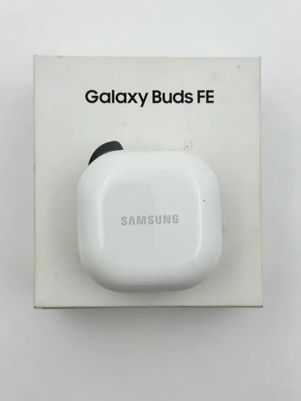 samsung galaxy buds fe (preowned)