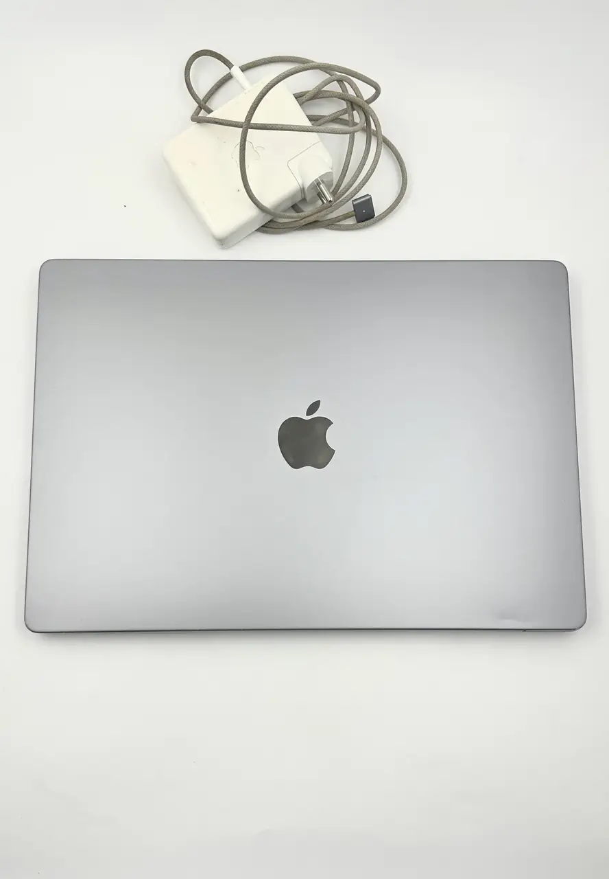 apple macbook m2 pro chip 16inch (preowned)