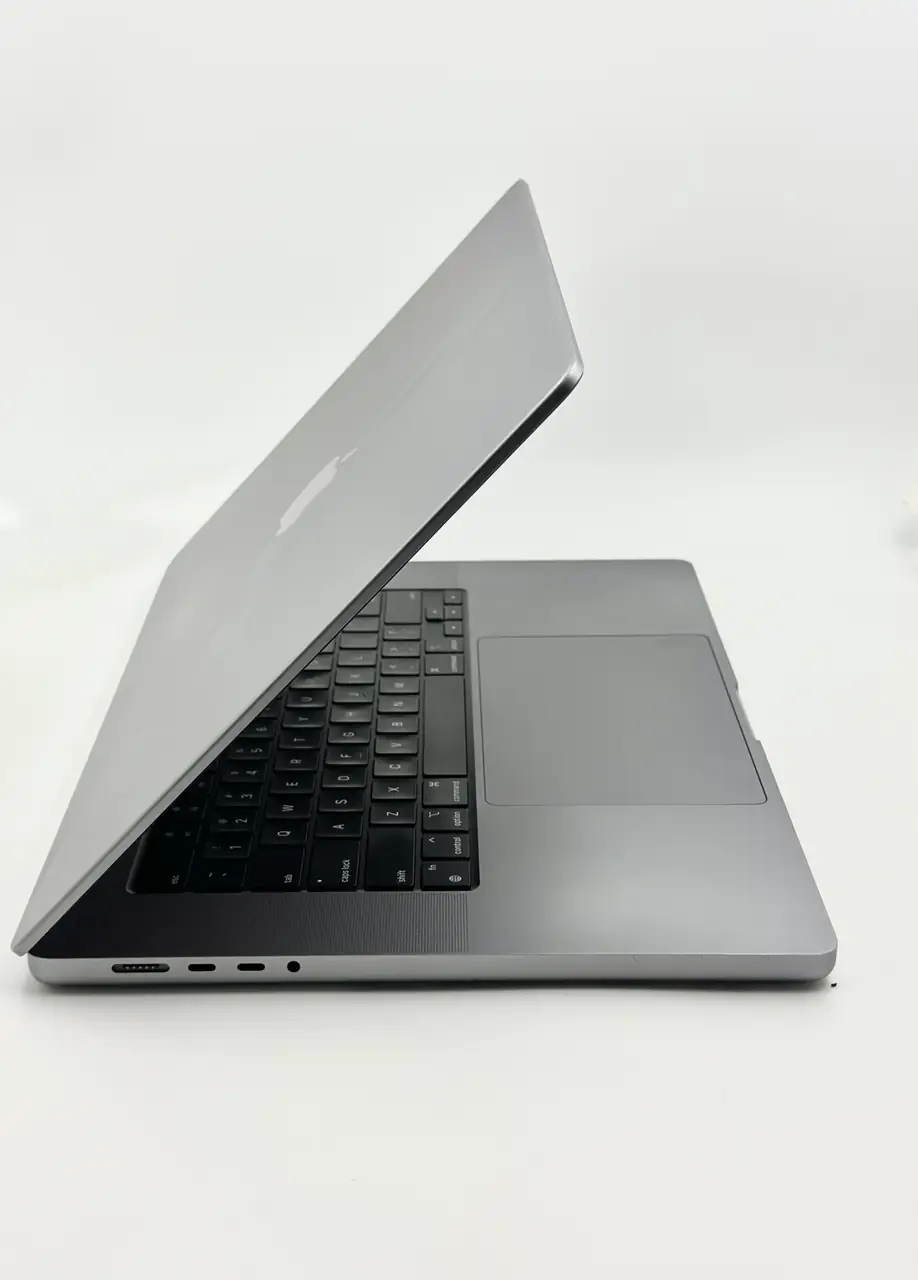 apple macbook m2 pro chip 16inch (preowned)
